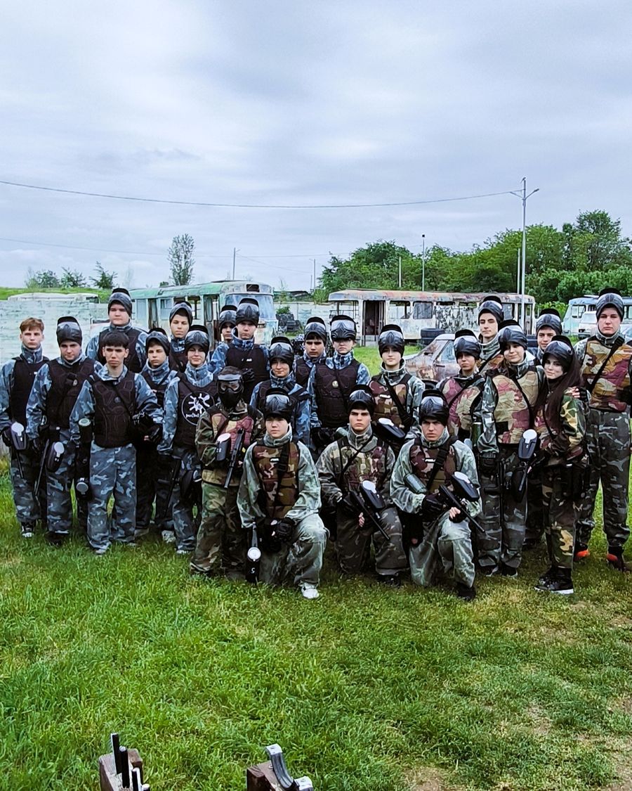 Echipă corporate la team building paintball, Chiajna